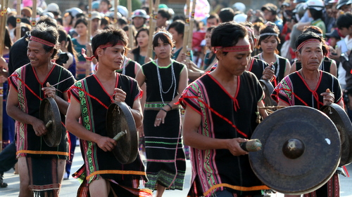 Central Highlands music and dances